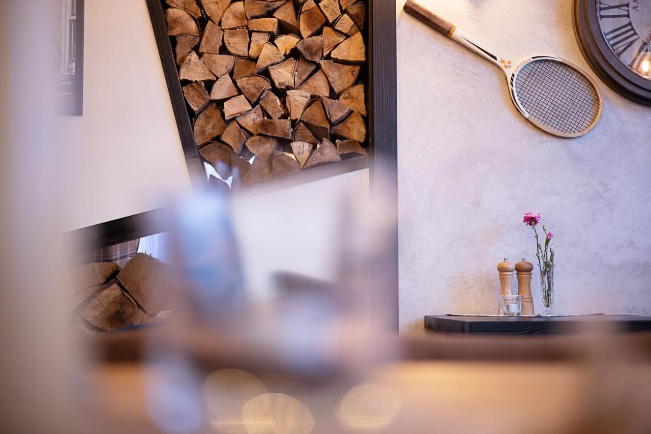 Hotel Mclimon Nový Jičín Extérieur photo