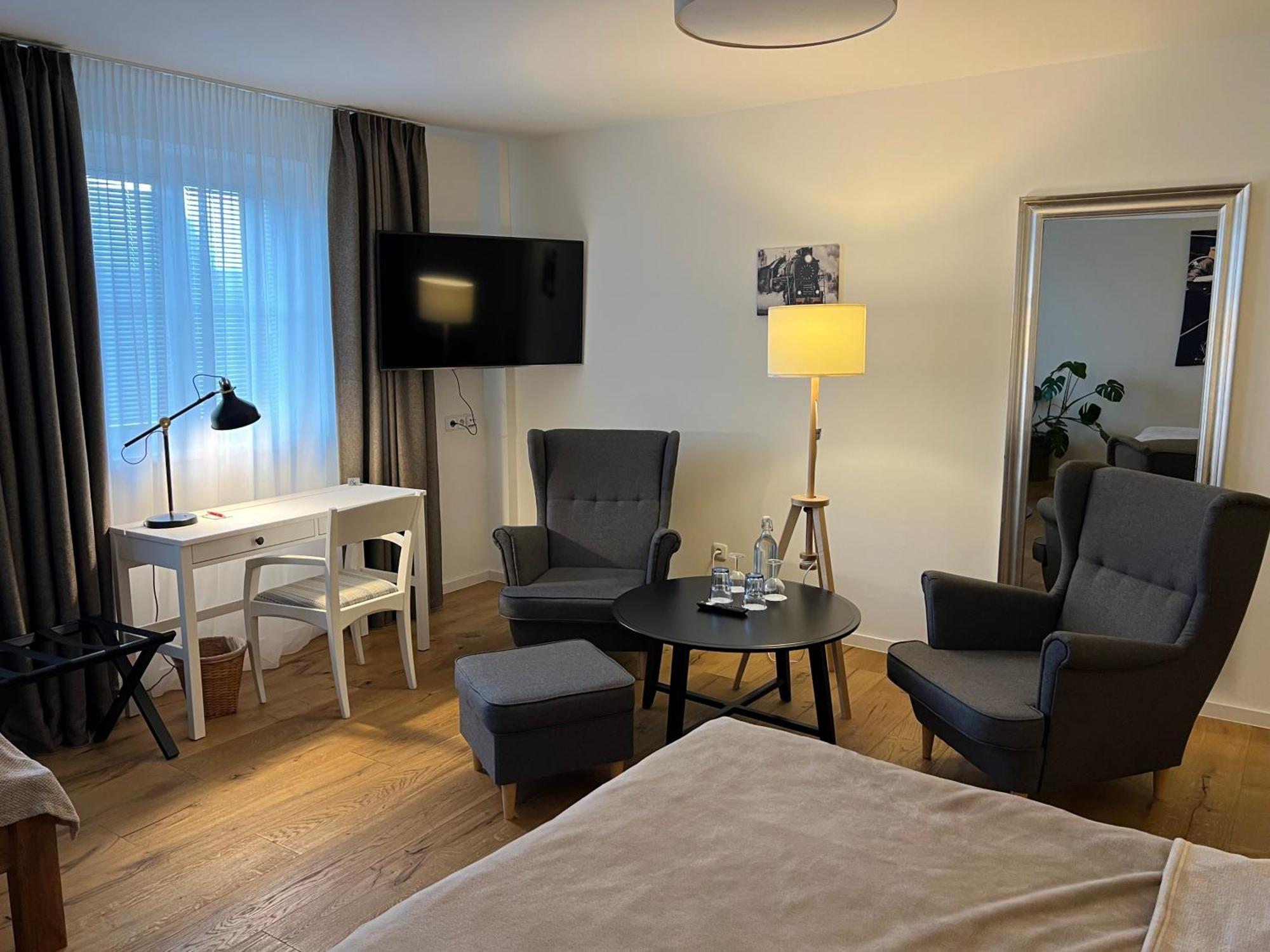 Hotel Mclimon Nový Jičín Extérieur photo