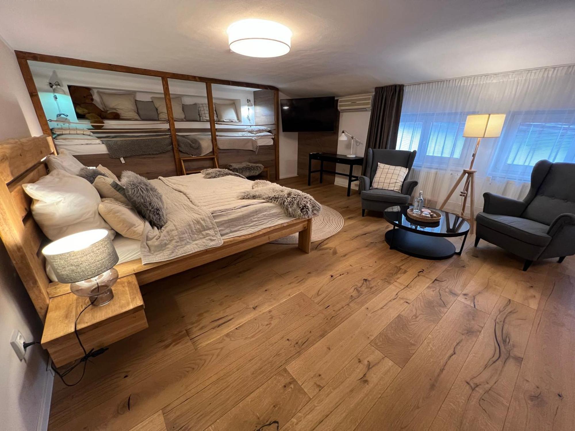 Hotel Mclimon Nový Jičín Extérieur photo