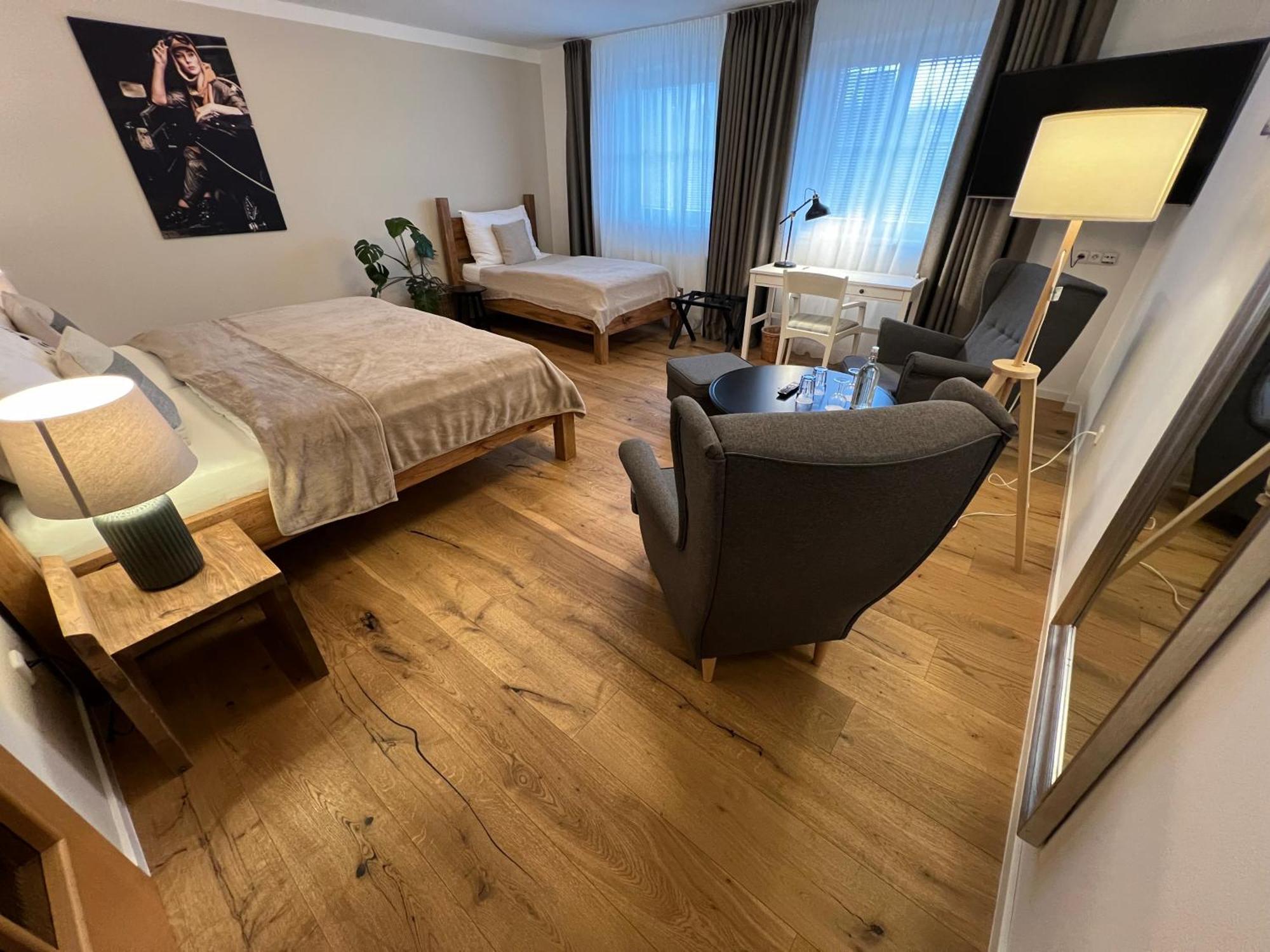 Hotel Mclimon Nový Jičín Extérieur photo